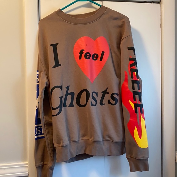 Yeezy Tops - I Feel Ghosts Brown Graphic Sweatshirt with Red Heart